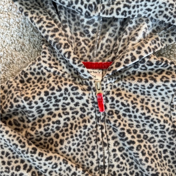 Carter's Leopard Print Zip-Up Hoodie Leopard Print Hooded jacket size 24 months - Picture 3 of 7